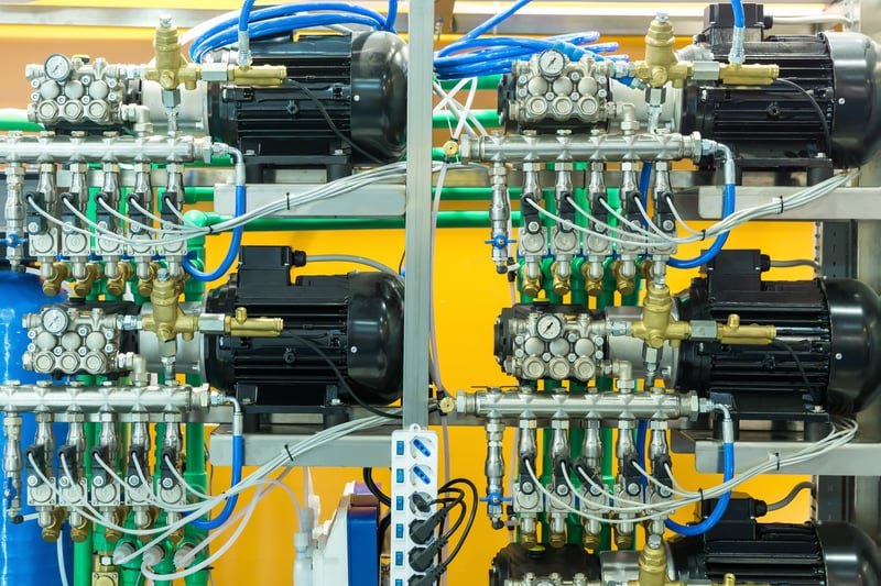 Hydraulic valve manifold and control block
